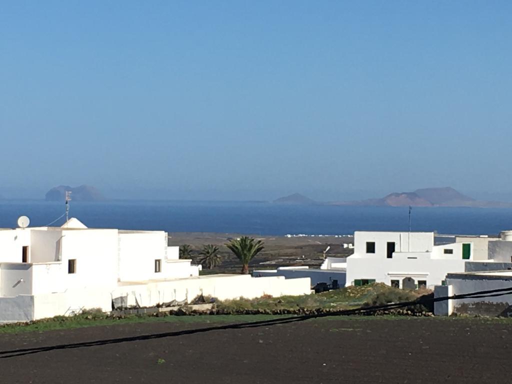 Finca La Costa Tinajo Exterior photo